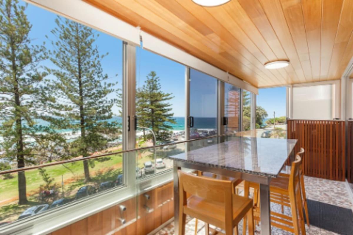 Appartement Goodwin Towers - Hosted By Burleigh Letting à Gold Coast Extérieur photo