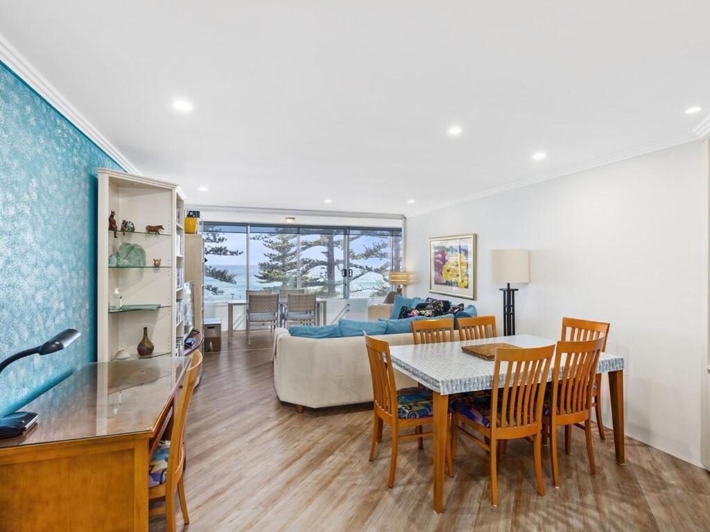 Appartement Goodwin Towers - Hosted By Burleigh Letting à Gold Coast Extérieur photo