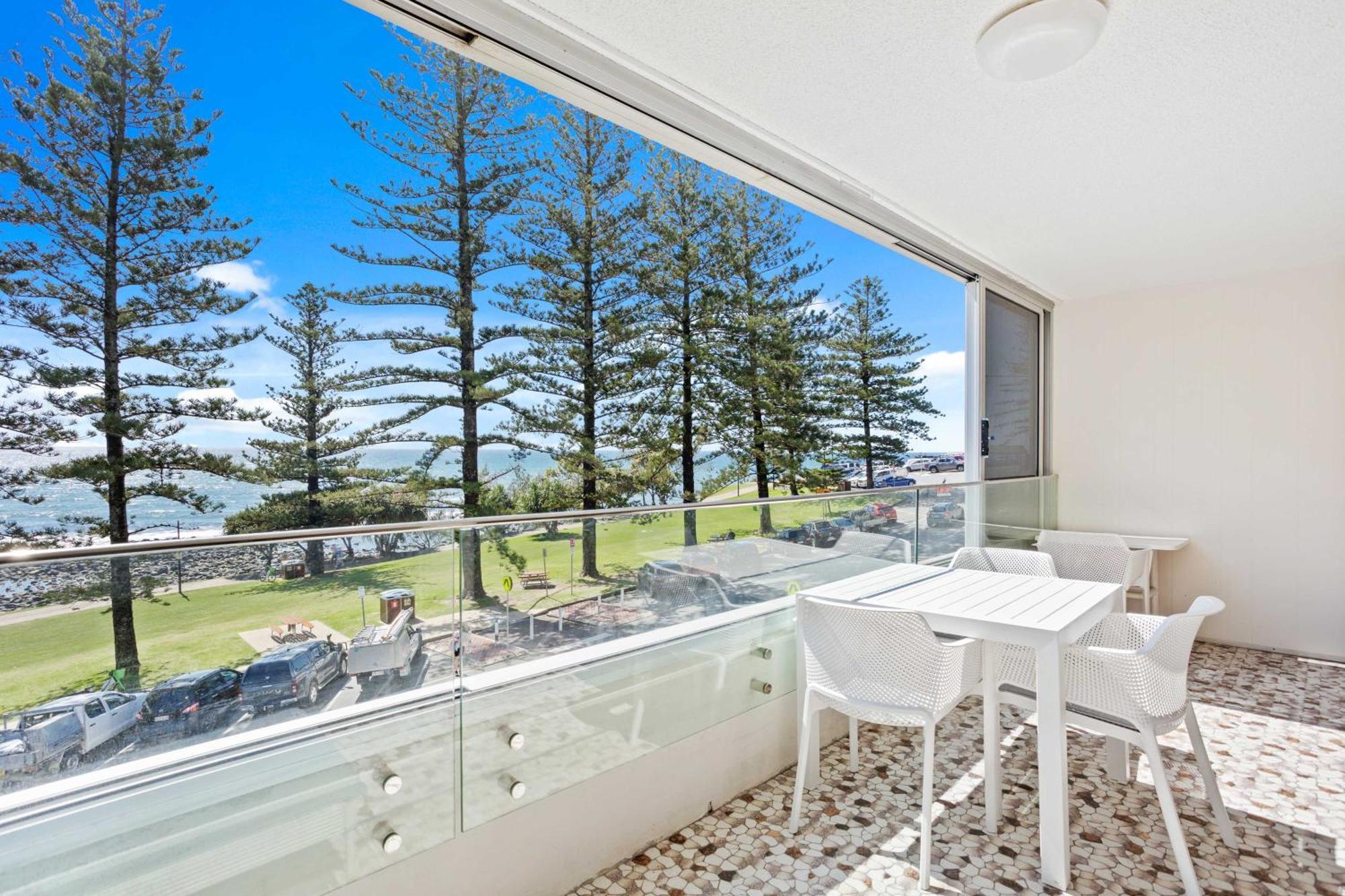 Appartement Goodwin Towers - Hosted By Burleigh Letting à Gold Coast Extérieur photo
