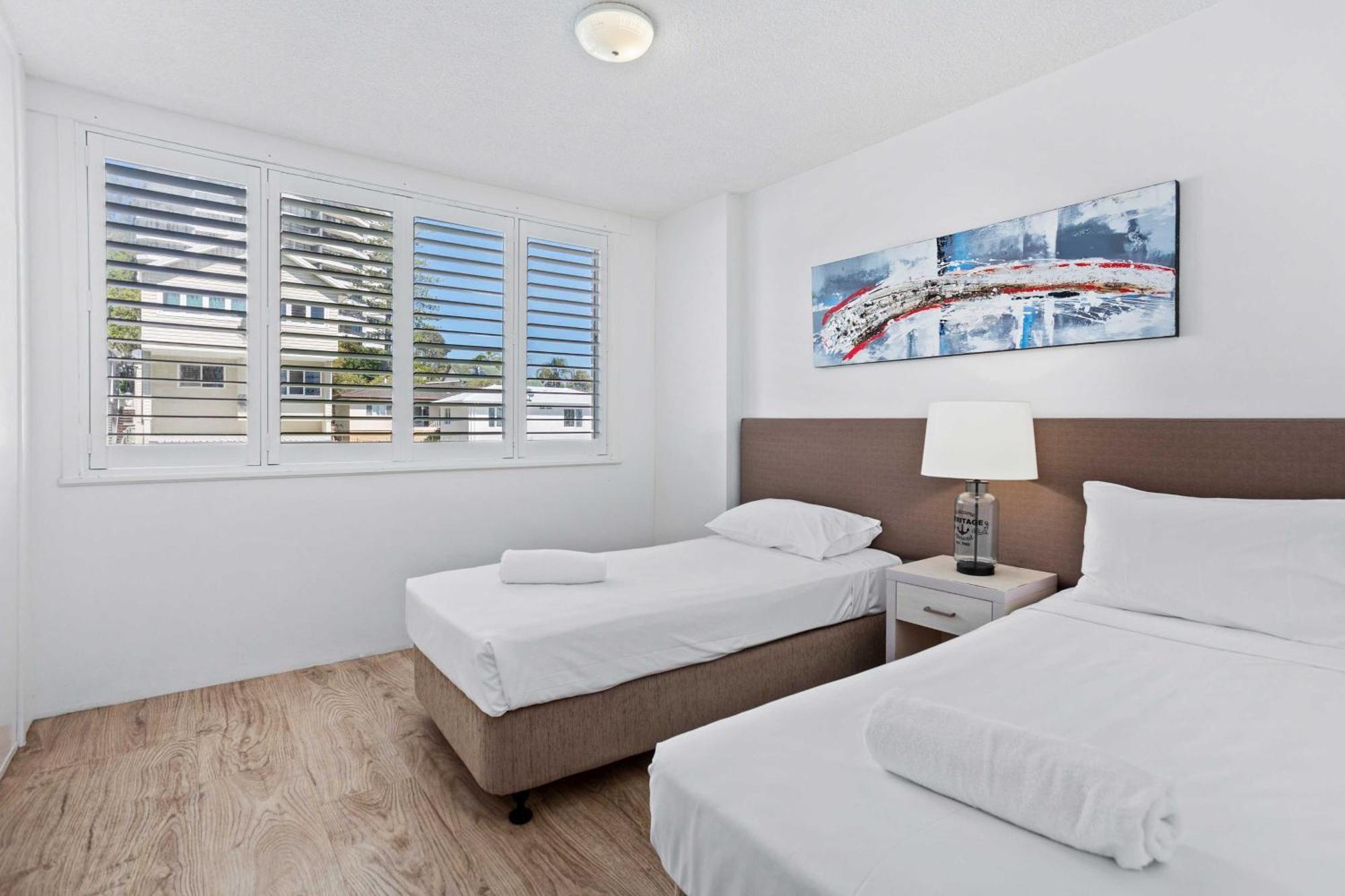 Appartement Goodwin Towers - Hosted By Burleigh Letting à Gold Coast Extérieur photo